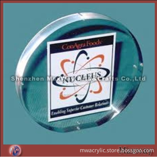 Transparent round elegant acrylic paperweight/gift/award with your logo